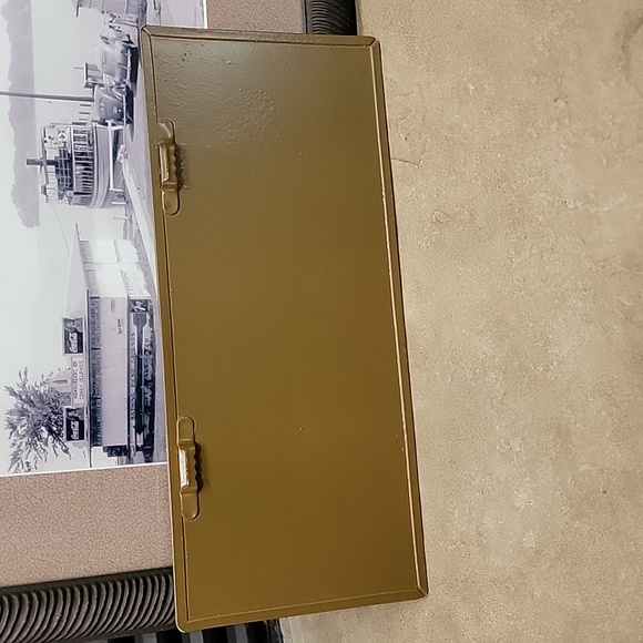 Metal Sign - Picture 3 of 3